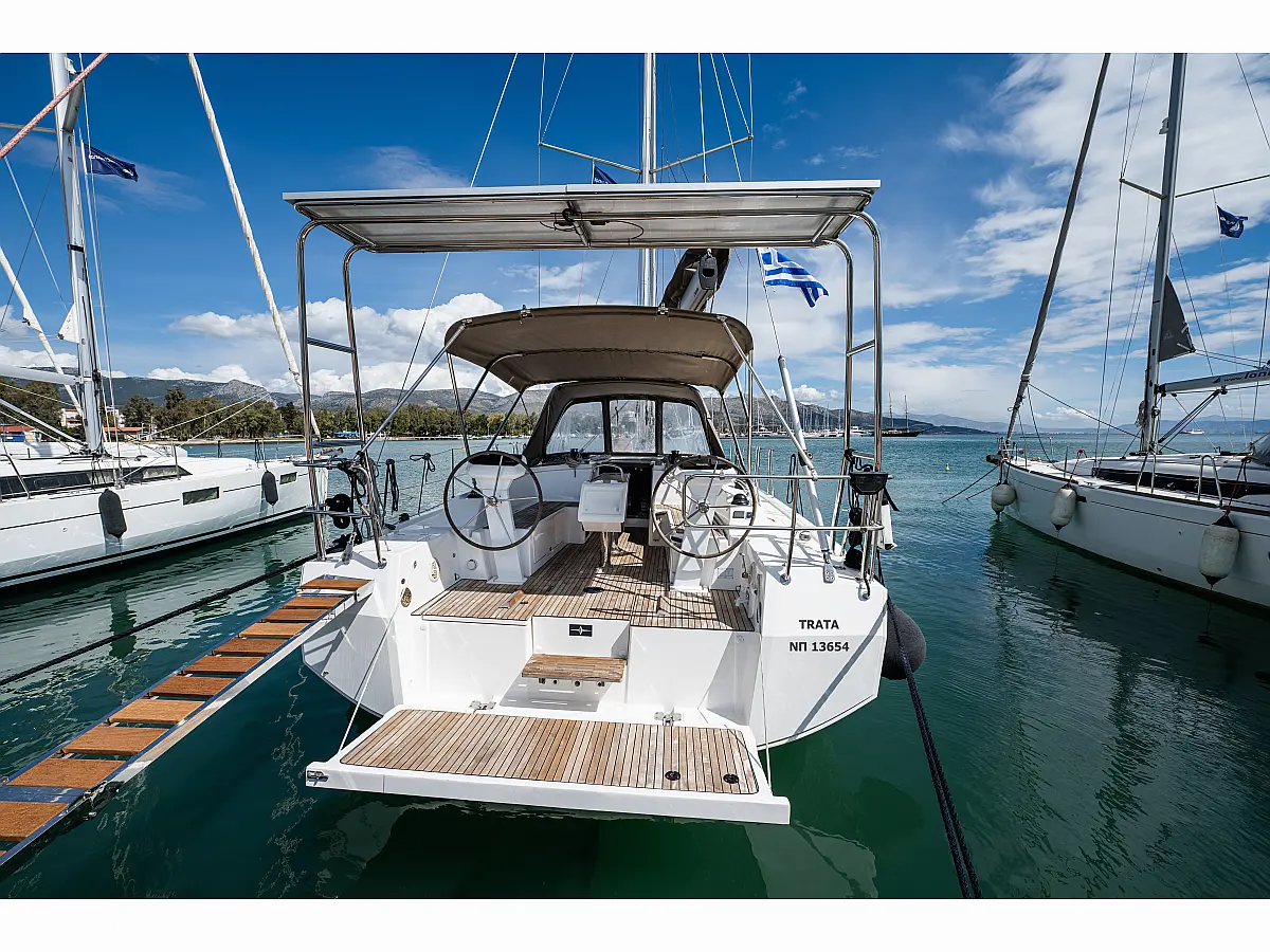 Bavaria C38