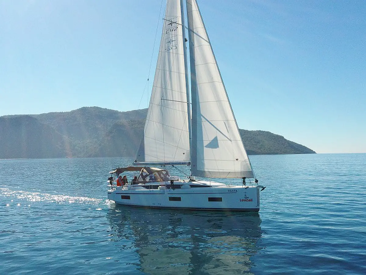 Bavaria C42