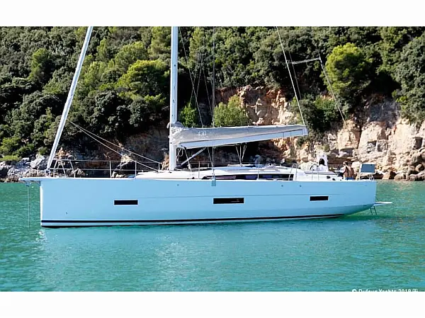 Dufour 430 GL – 4+1 CABINAS / 2 BAÑOS / 12 PAX